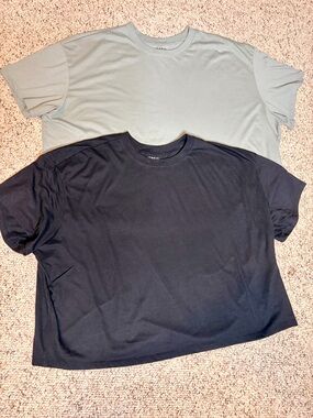 Torrid Crew Neck Crop T-Shirt Set - Black & Sage Green 3X